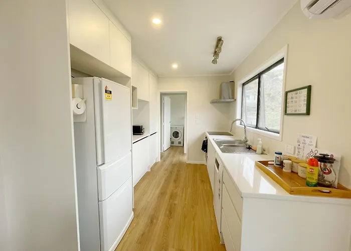 3 Bedroom Family Home Close To The Base